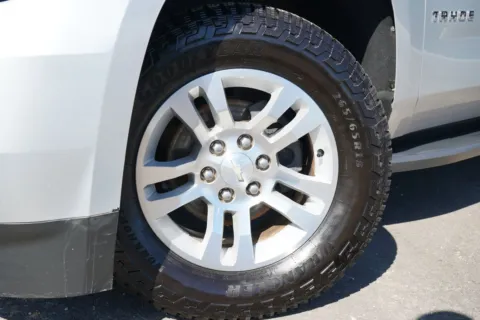 More photos of 2020 Chevrolet Tahoe 4WD LT at West Plains Auto World, MO