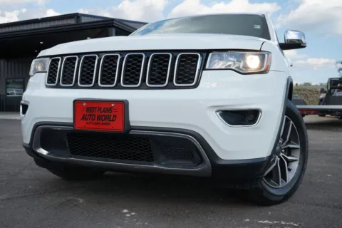 Photos of 2020 Jeep Grand Cherokee Limited 4x4 for sale in West Plains, MO at West Plains Auto World