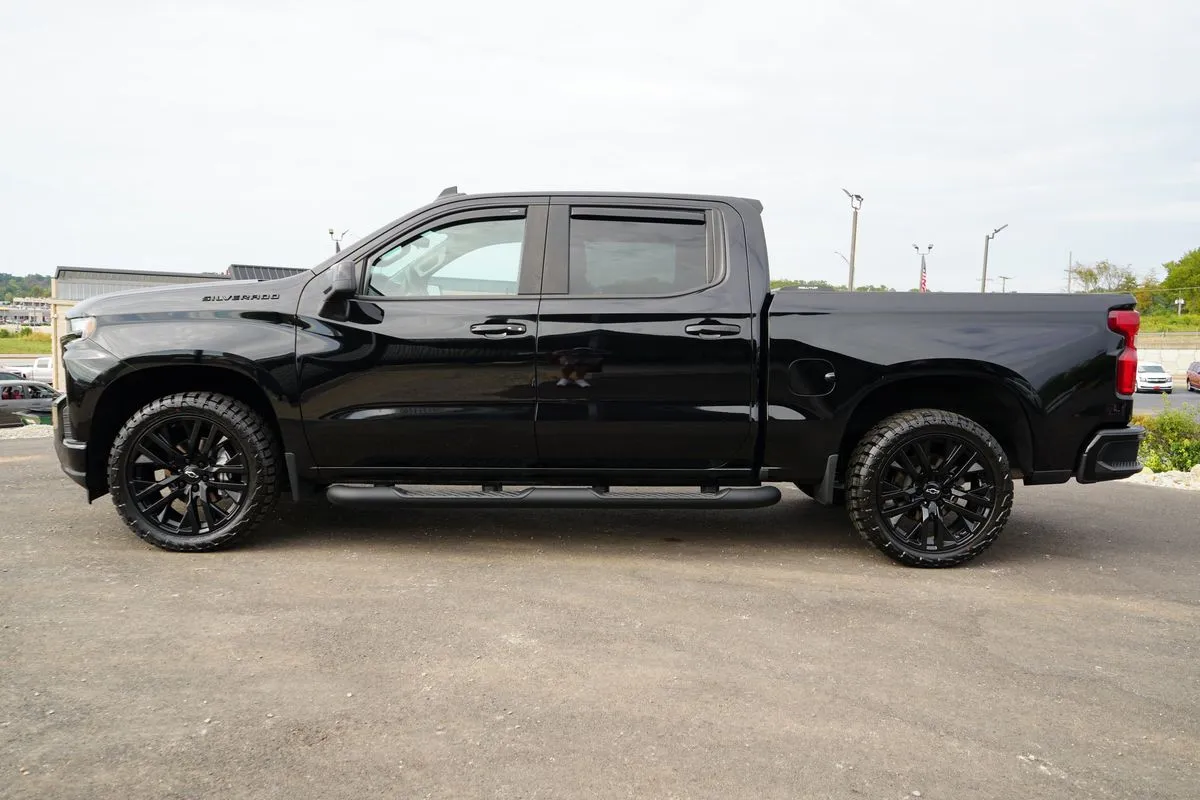 Chevrolet Silverado photo 5