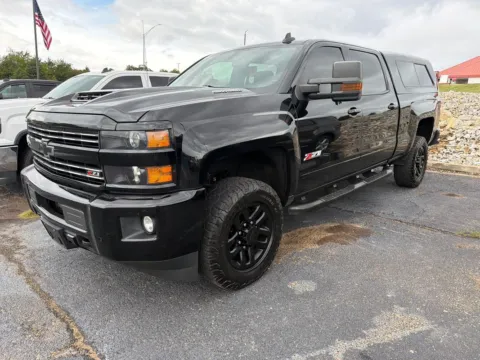 Black 2019 Chevrolet Silverado 2500 HD LT for sale in West Plains, MO