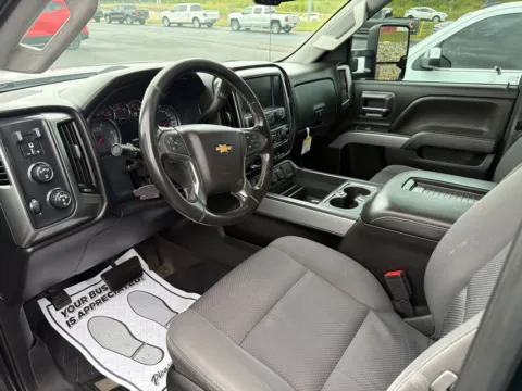 Photos of 2019 Chevrolet Silverado 2500 HD LT for sale in West Plains, MO at West Plains Auto World