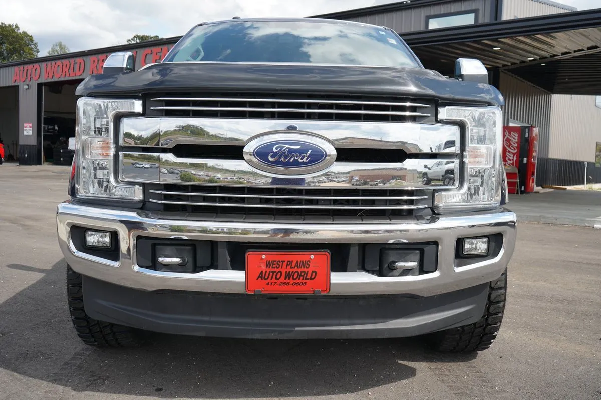 Ford F-250 photo 16