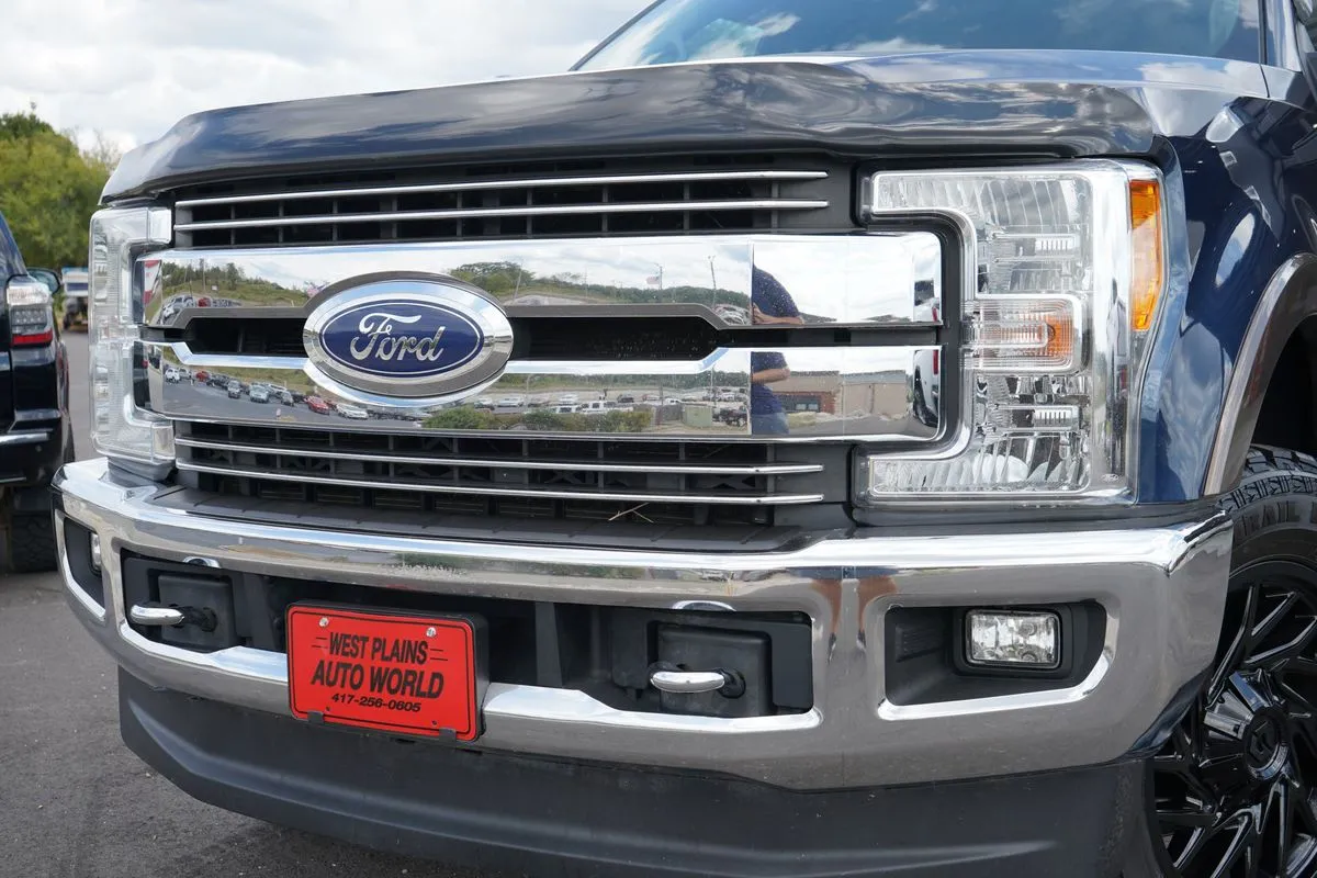 Ford F-250 photo 3