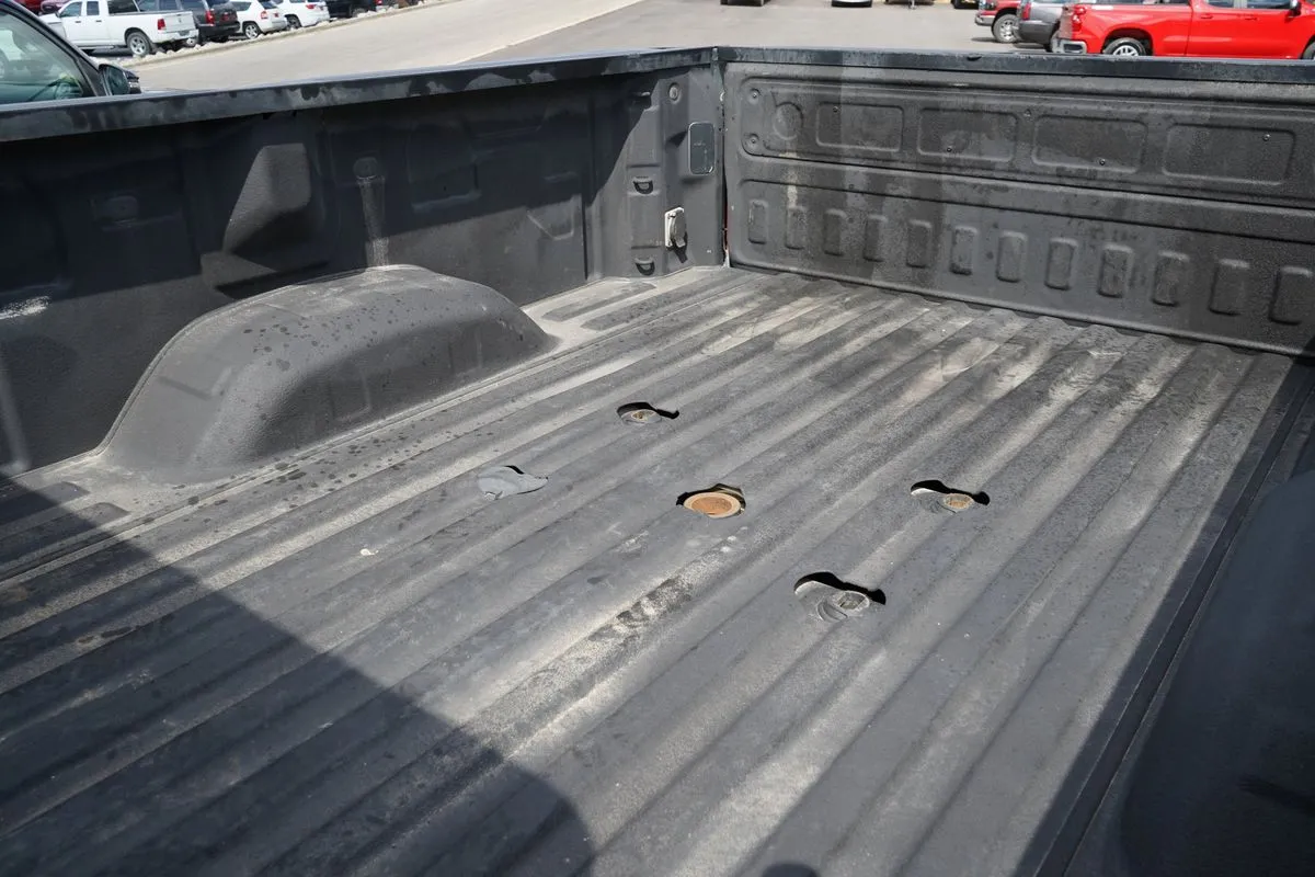 Chevrolet 3500HD photo 35