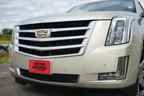 Another view of 2017 Cadillac Escalade Luxury for sale in West Plains, MO at West Plains Auto World