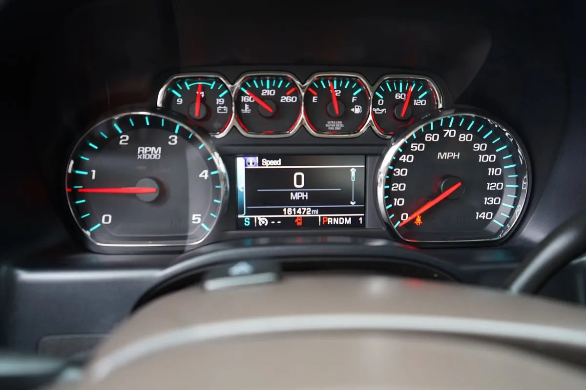 Chevrolet Silverado photo 30