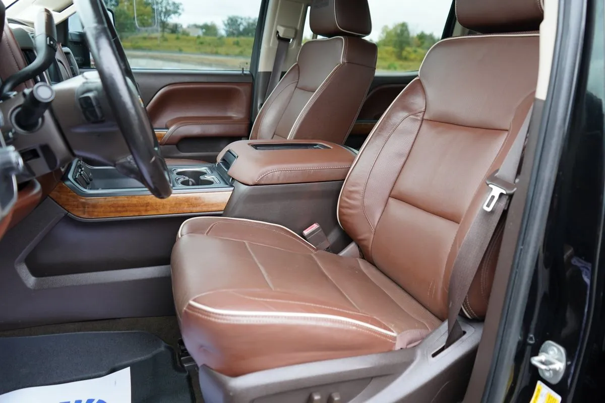 Chevrolet Silverado photo 26