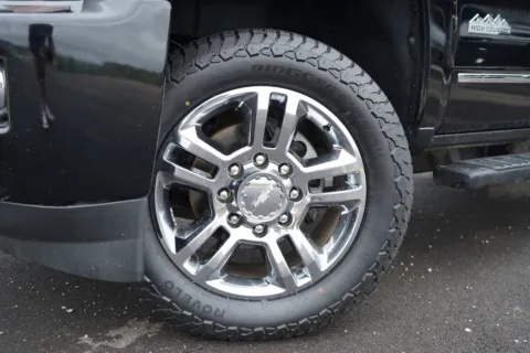 Another view of 2016 Chevrolet Silverado 2500 HD High Country for sale in West Plains, MO at West Plains Auto World