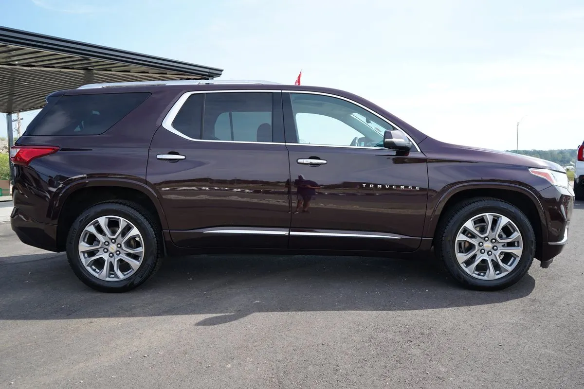 Chevrolet Traverse photo 13