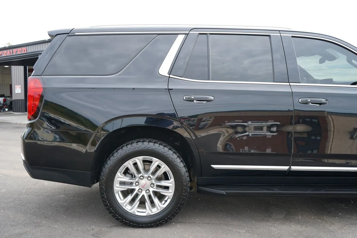 GMC Yukon photo 9