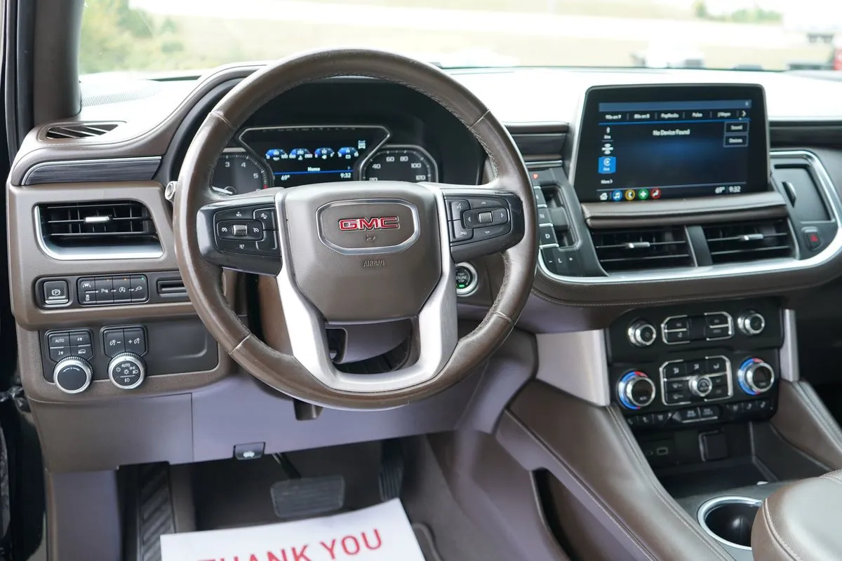 GMC Yukon photo 15