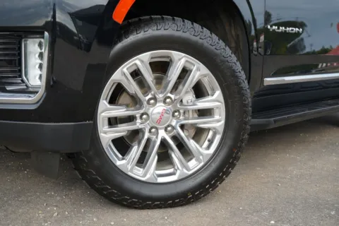 Another view of 2021 GMC Yukon SLT for sale in West Plains, MO at West Plains Auto World