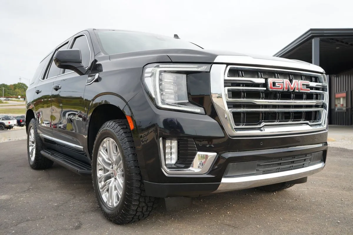 GMC Yukon photo 12