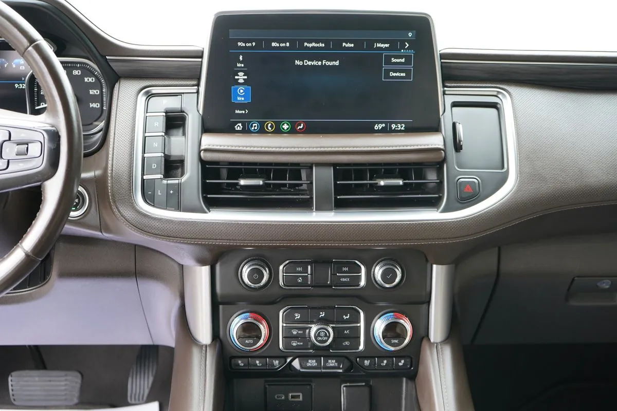 GMC Yukon photo 32