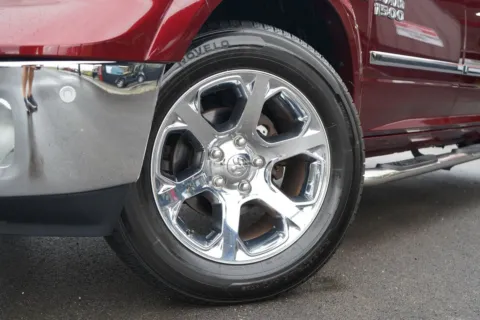 More photos of 2018 Ram 1500 Laramie Crew Cab 4x4 5'7" Box at West Plains Auto World, MO
