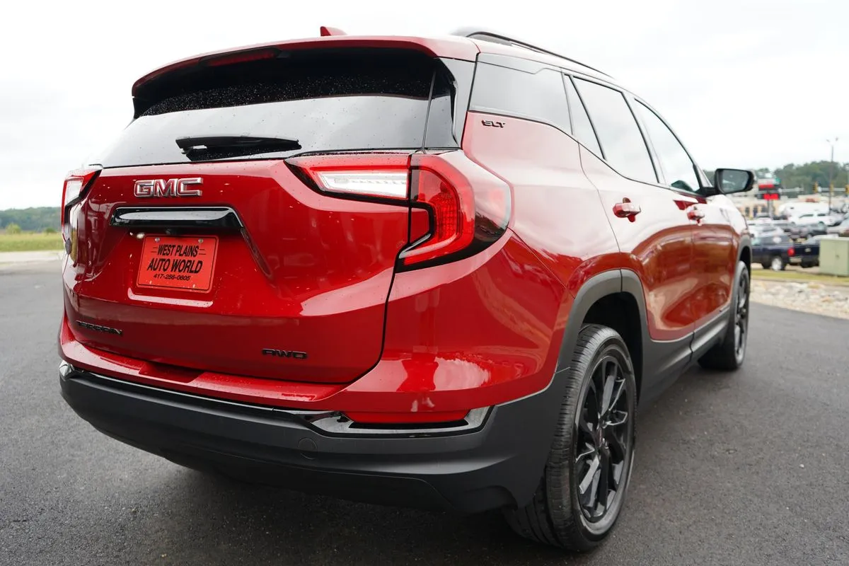 GMC Terrain photo 13