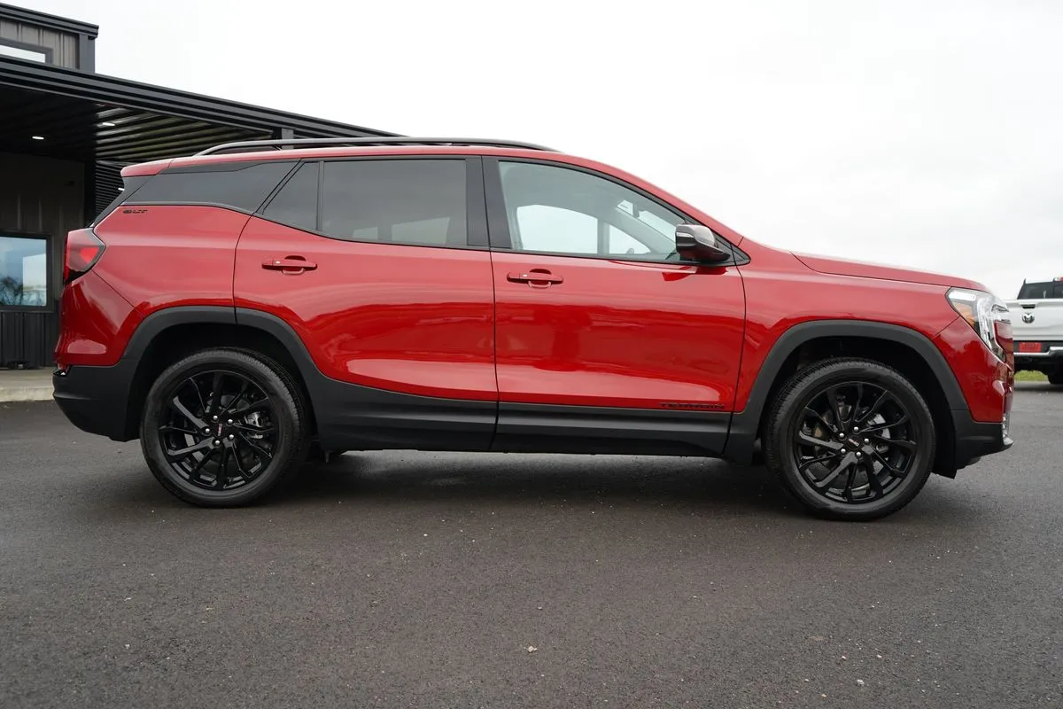 GMC Terrain photo 15