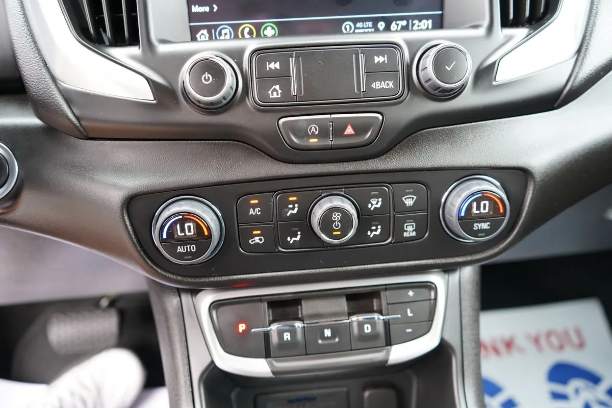 GMC Terrain photo 31
