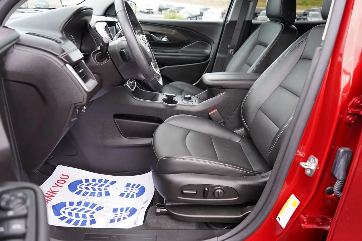 GMC Terrain photo 24