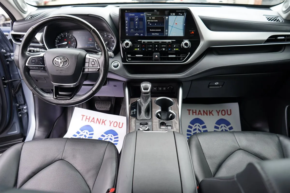Toyota Highlander photo 15