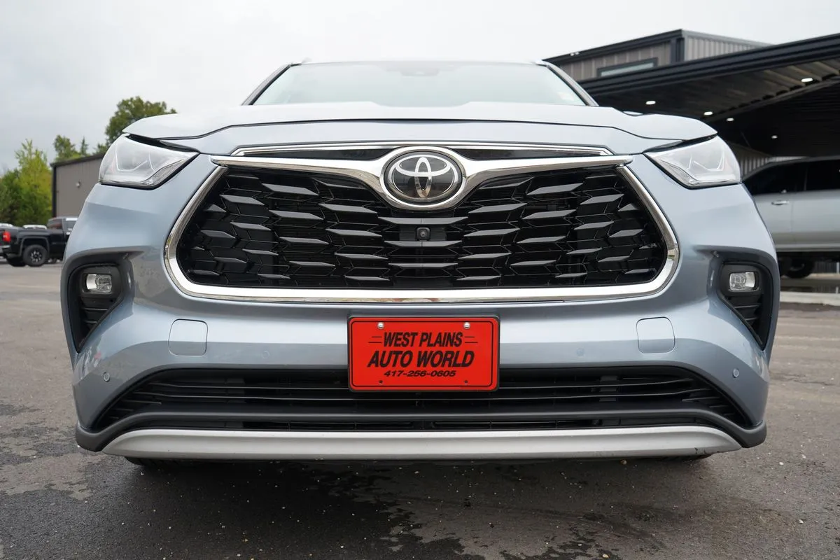Toyota Highlander photo 13
