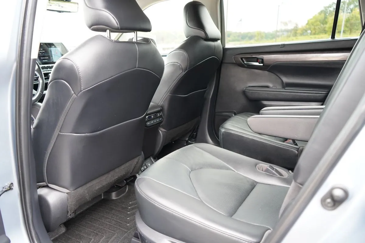 Toyota Highlander photo 37