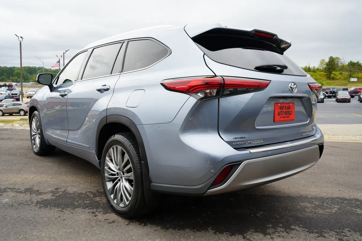 Toyota Highlander photo 7