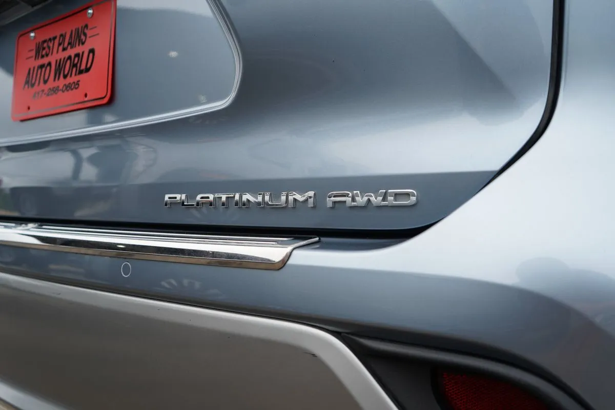 Toyota Highlander photo 9