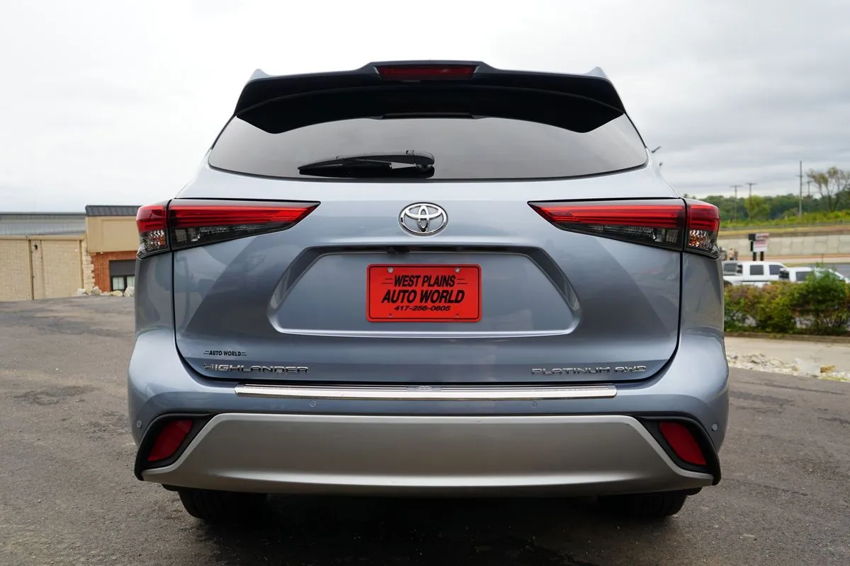 Toyota Highlander photo 8