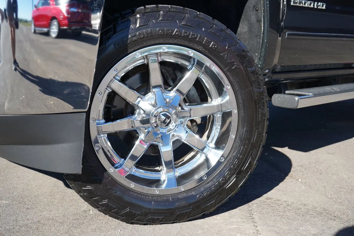 Chevrolet Silverado photo 4