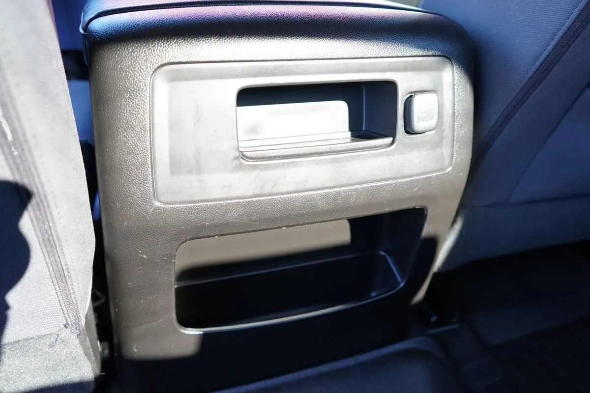 Chevrolet Silverado photo 38