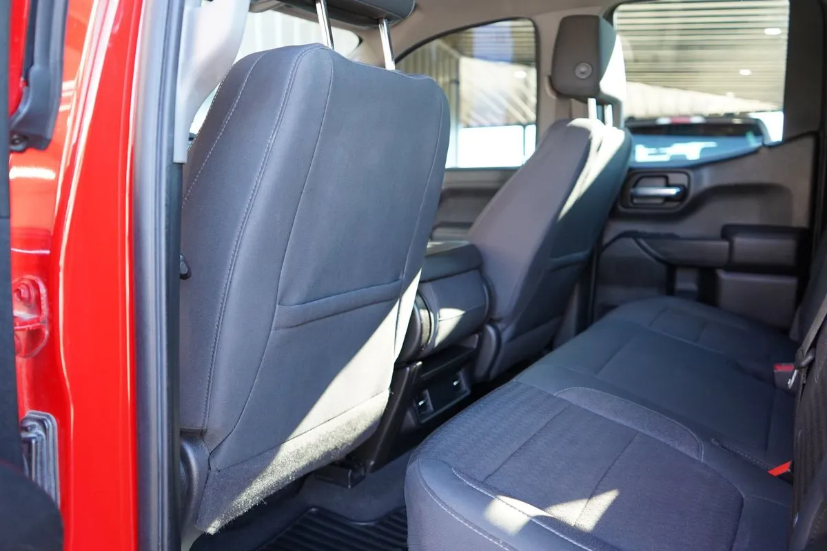 Chevrolet Silverado photo 42