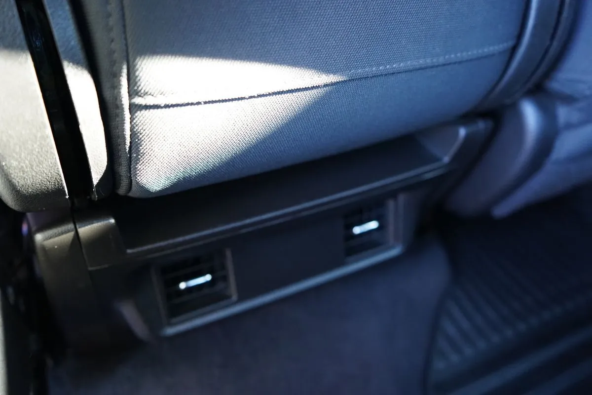 Chevrolet Silverado photo 40