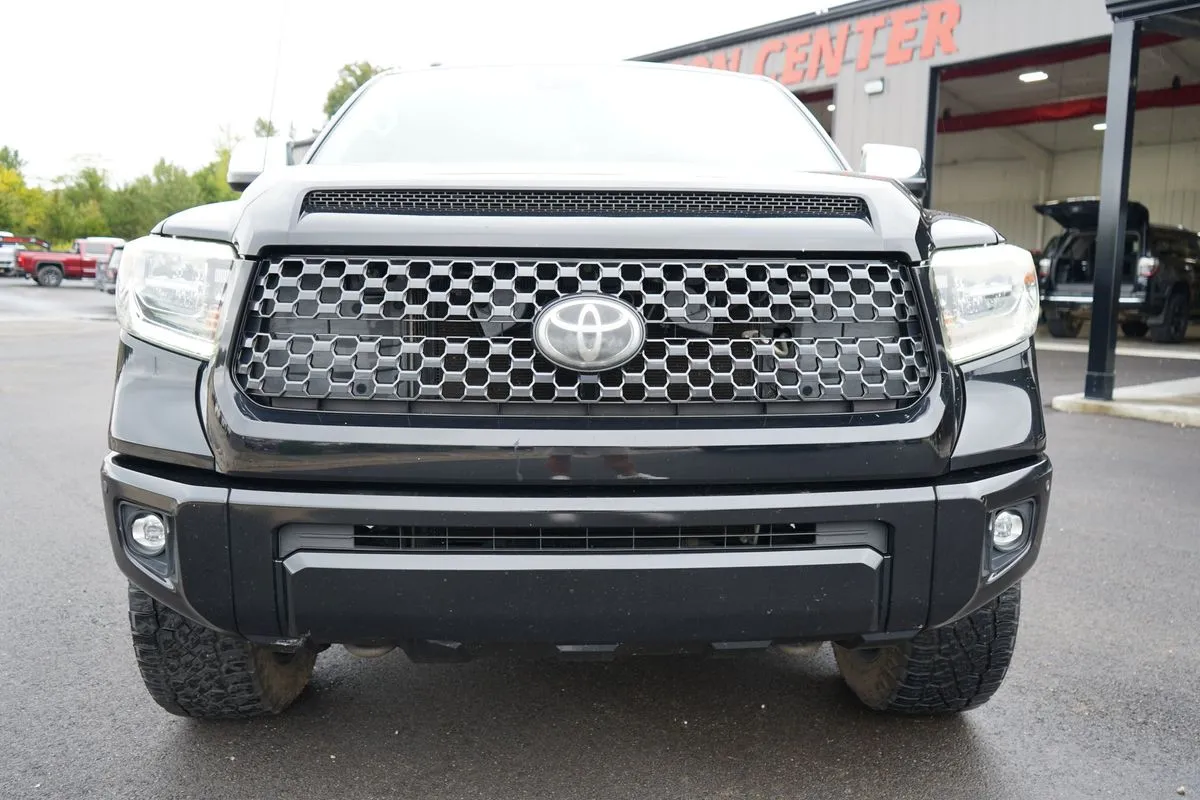 Toyota Tundra photo 16