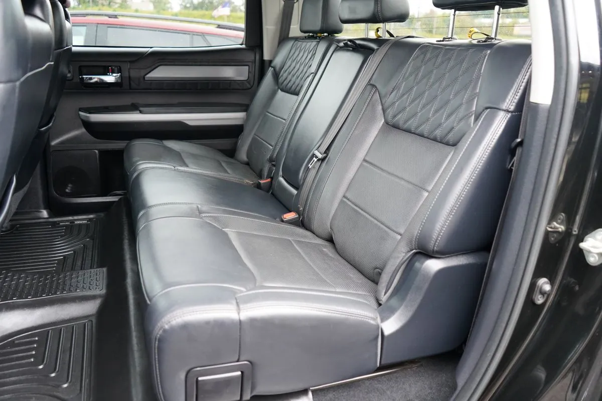 Toyota Tundra photo 39