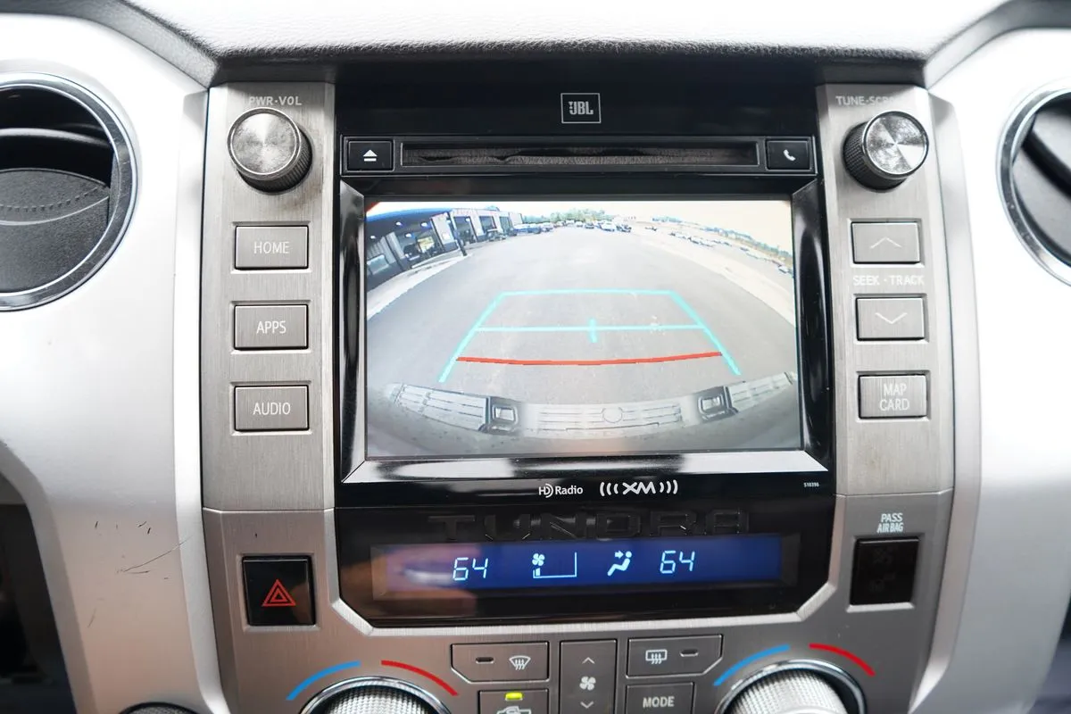 Toyota Tundra photo 40