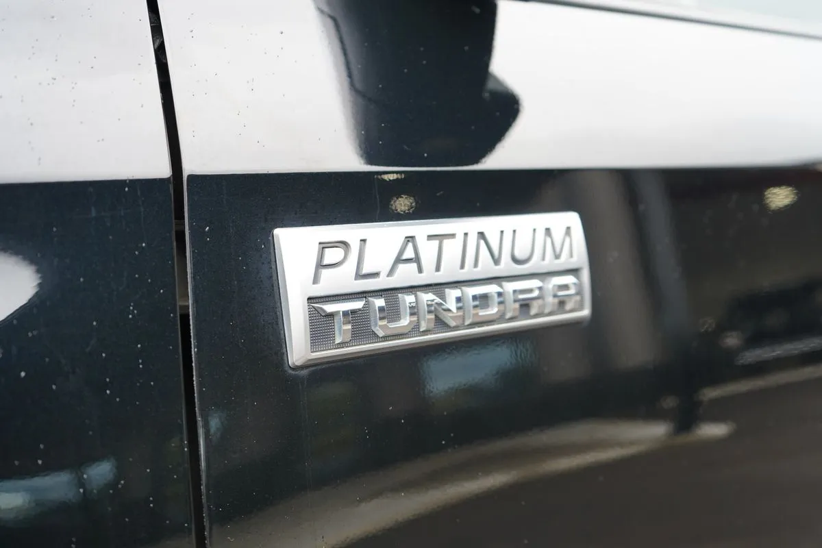 Toyota Tundra photo 5