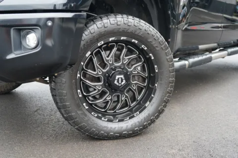 More photos of 2019 Toyota Tundra Platinum 5.7L V8 at West Plains Auto World, MO