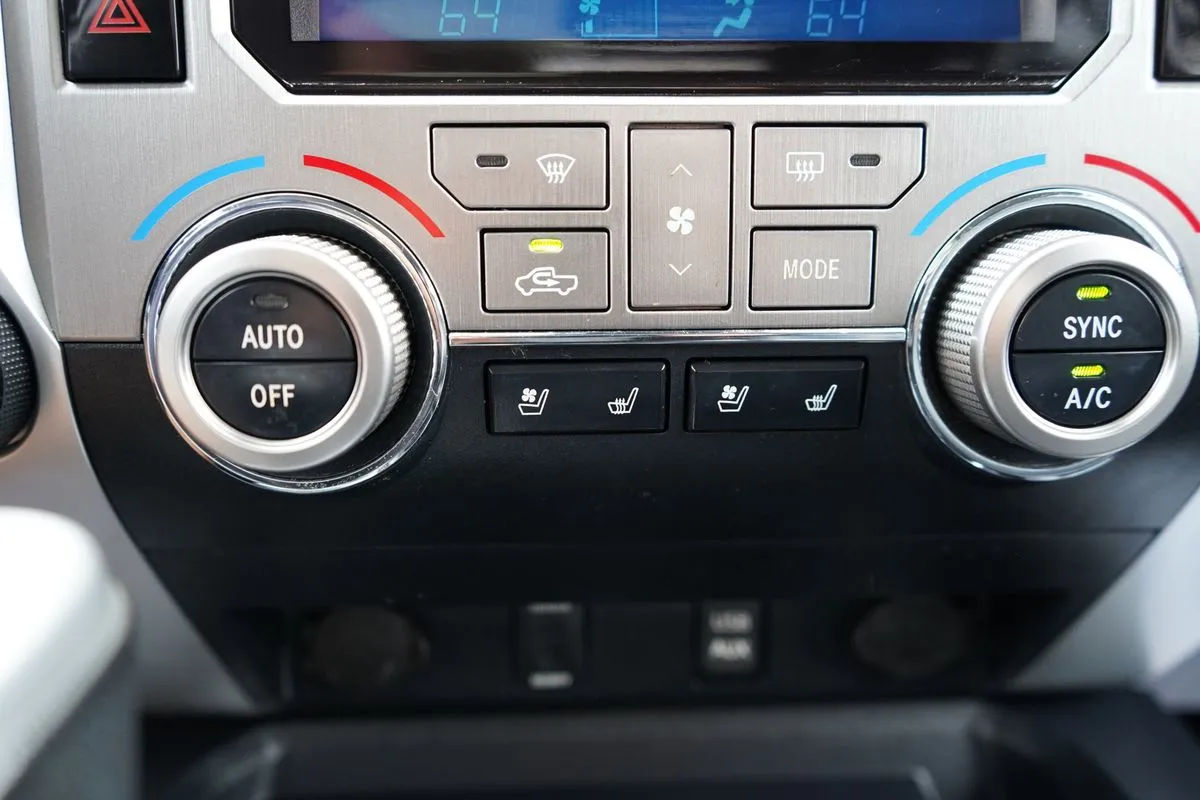 Toyota Tundra photo 41