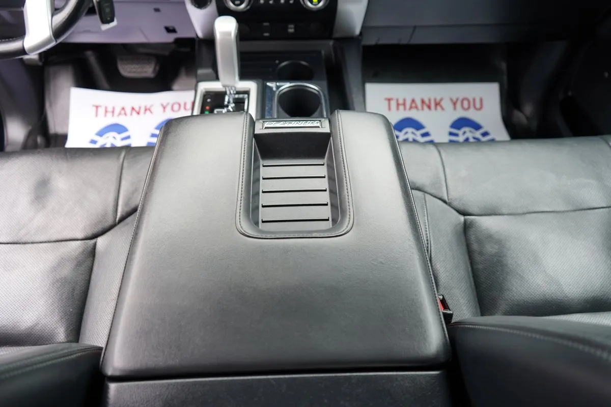 Toyota Tundra photo 24