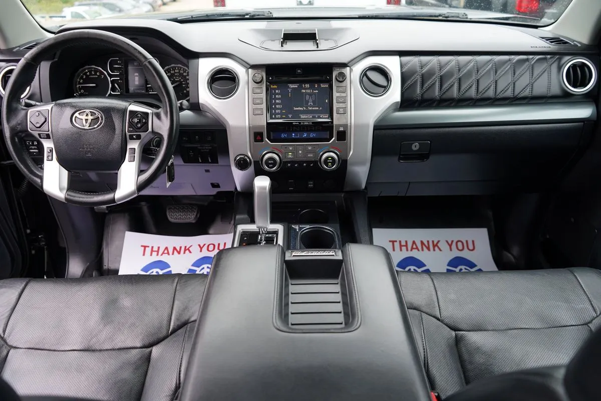 Toyota Tundra photo 18