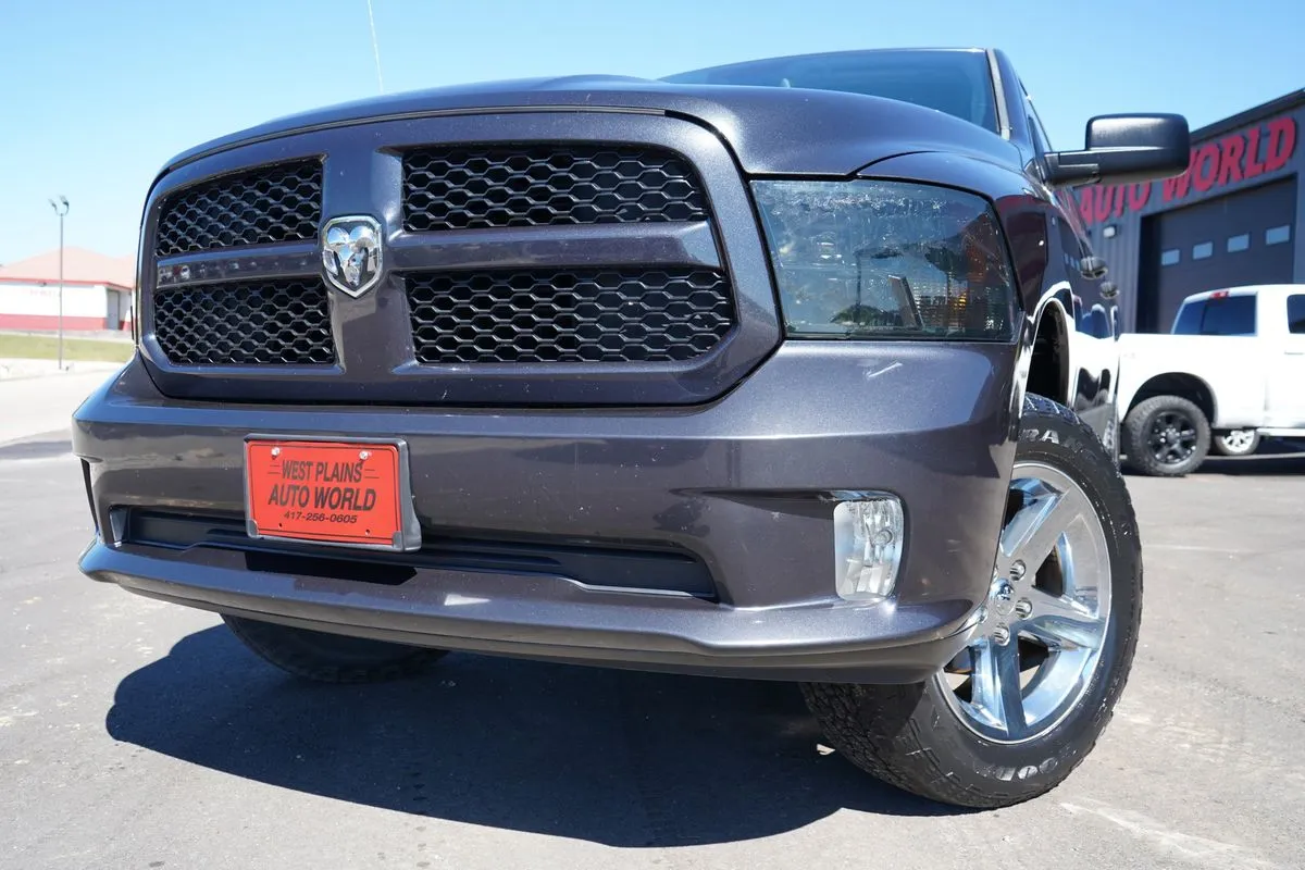 Ram 1500 photo 2