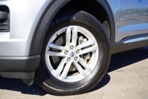 More photos of 2022 Ford Explorer XLT at West Plains Auto World, MO