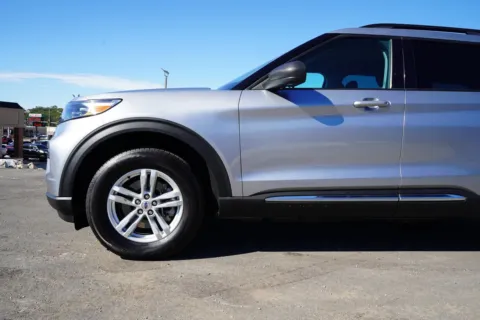 More photos of 2022 Ford Explorer XLT at West Plains Auto World, MO