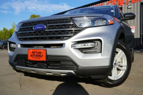 Photos of 2022 Ford Explorer XLT for sale in West Plains, MO at West Plains Auto World