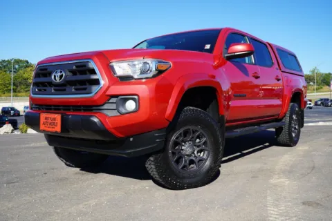 Red 2017 Toyota Tacoma for sale in West Plains, MO