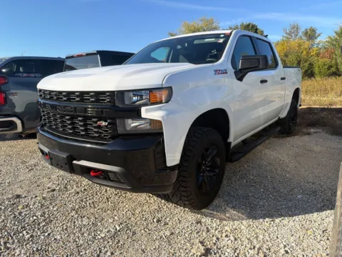 White 2019 Chevrolet Silverado 1500 Custom Trail Boss for sale in West Plains, MO