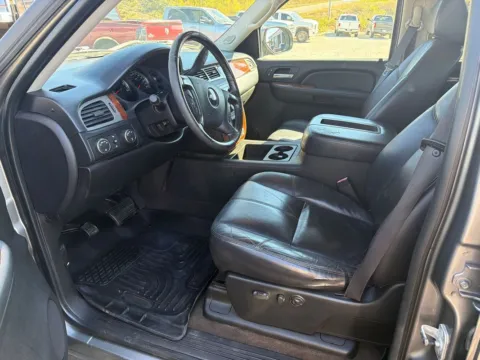 Photos of 2008 Chevrolet Silverado 1500 LTZ for sale in West Plains, MO at West Plains Auto World