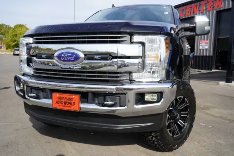 Photos of 2019 Ford F-250 LARIAT for sale in West Plains, MO at West Plains Auto World