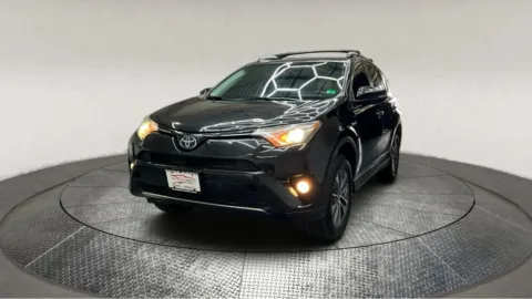 More photos of 2018 Toyota RAV4 Hybrid XLE at Autos Direct Manassas, VA